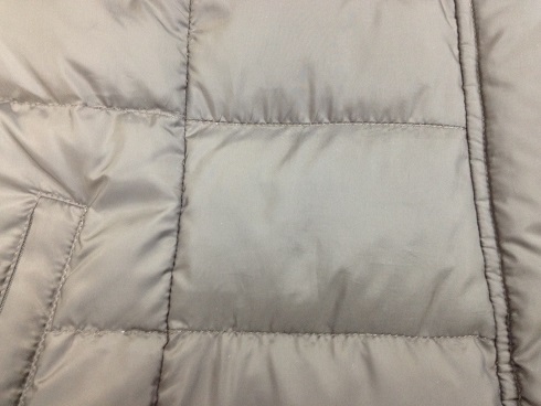 ダウンの傷の修復（修理痕が残らない事例）after