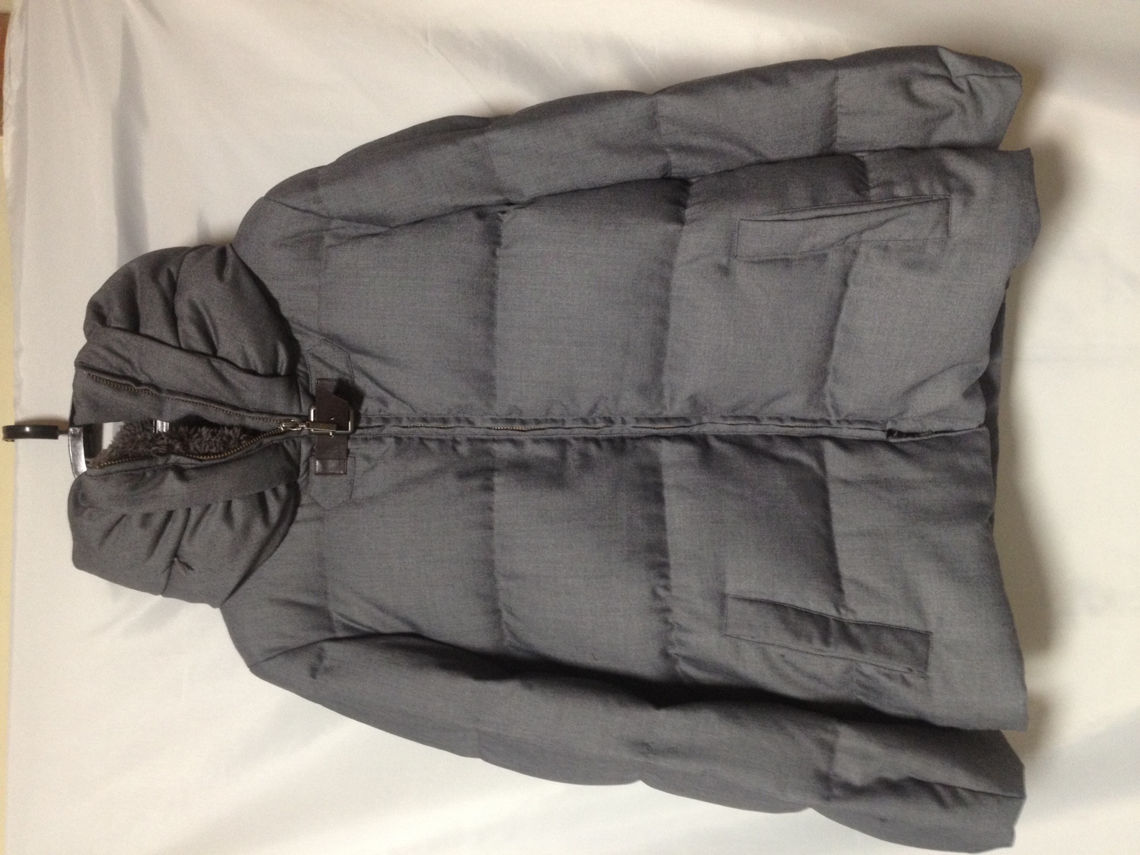 ダウンロングコートをショート丈にリメイクafter