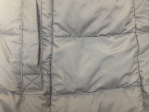 ダウンジャケットの傷の修復（修理痕が残らない事例）after